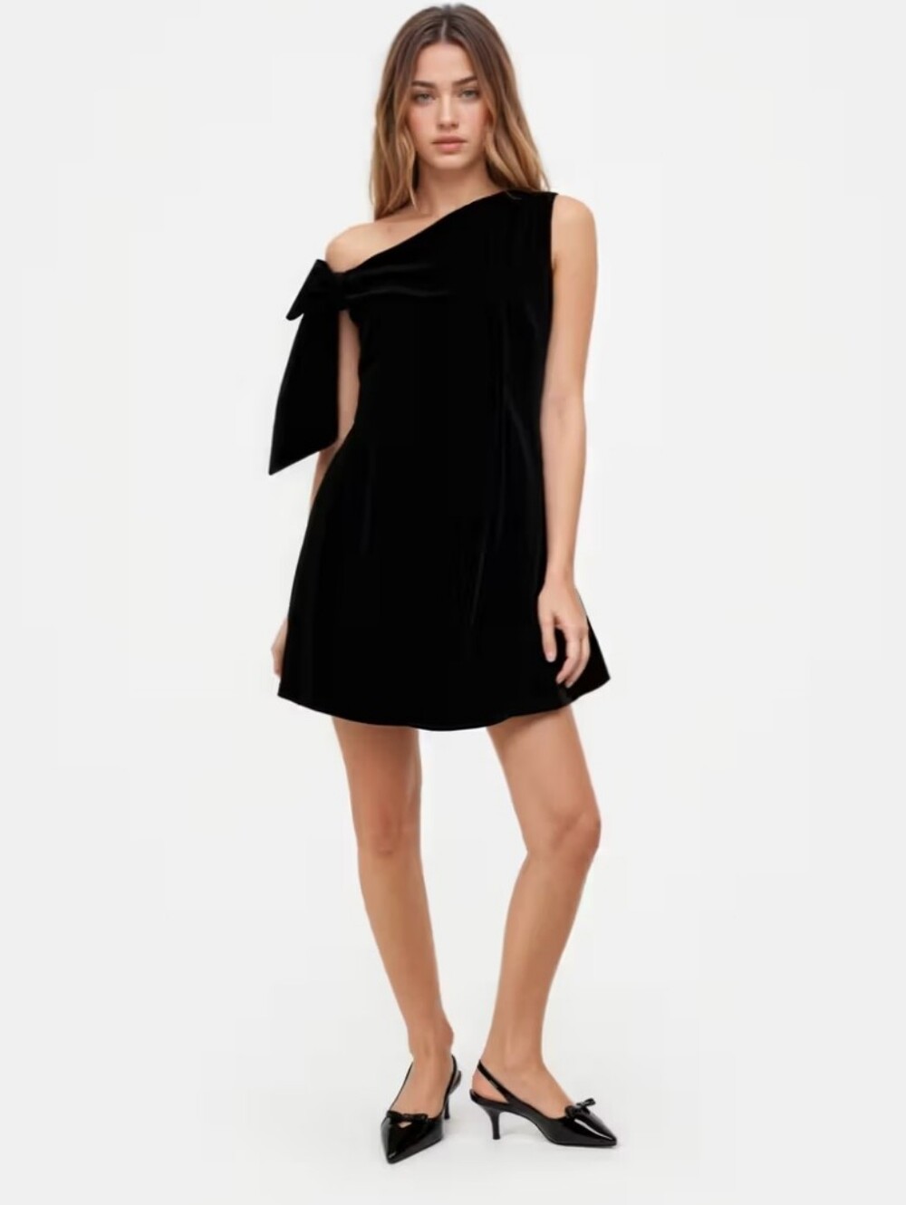 Cider Velvet Asymmetrical Neck Bow Mini Dress -Black